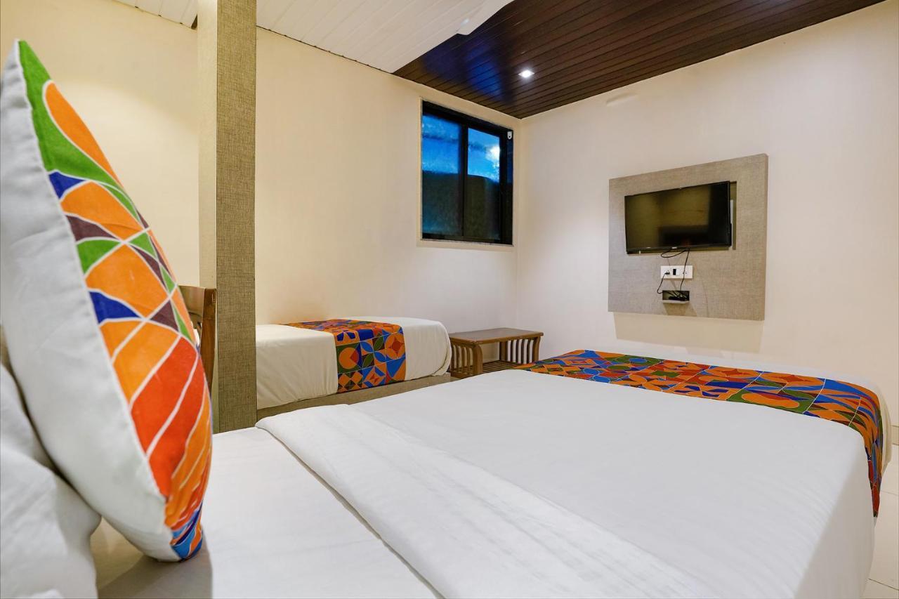 Fabhotel New Prince Palace Mumbai Exterior photo